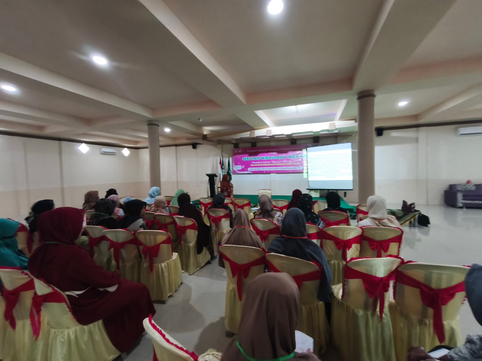 PWA Kaltara dan Majelis Ekonomi Dan Ketenagakerjaan PDA Tarakan Gelar Sekolah Wirausaha untuk UMKM Perempuan